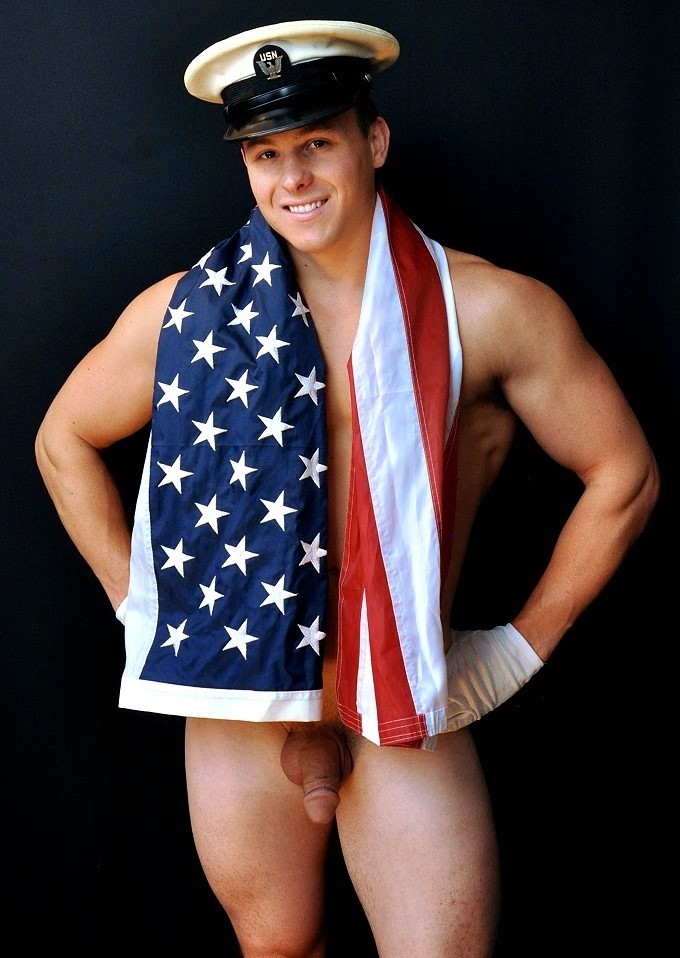 july 4th hunk 0